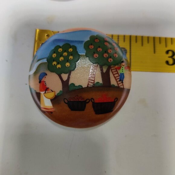 Miniature Trinket Box by Ruetter Porcelain Germany - Picture 2 of 6